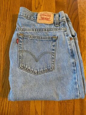 Vintage Levi’s 550s Y2K